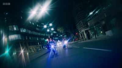 R&B MUSIC PLAYS
SHE SCREAMS - Mood