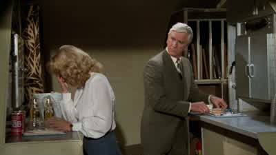 Randy, are you all right? - Airplane!
