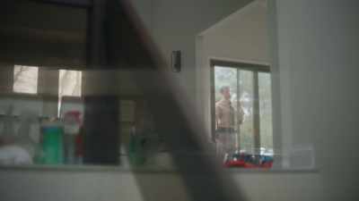 [Randy Sutton] Officers saw
that the windows were open, - The Playboy Murders