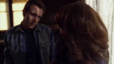 Randy, what are you doing?
Let me out. - Ghost Whisperer