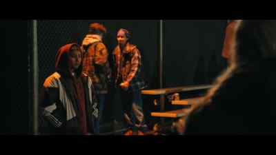 [♪ rapping continues] - Under the Bridge