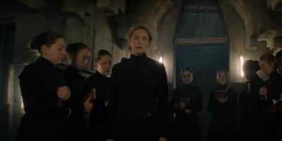 (Raquella breathing heavily) - Dune: Prophecy