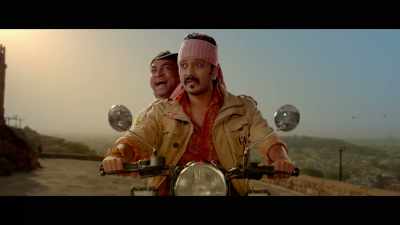 Rascal, you were about to ruin our game - Total Dhamaal