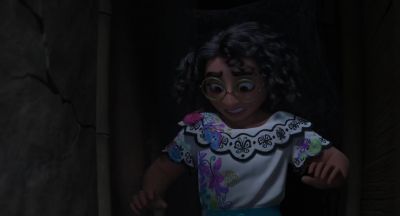 -(RAT SQUEAKS)
-(GASPS) - Encanto