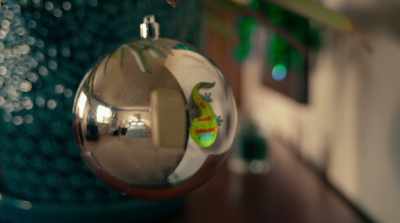 -[rattling]
-[Erica grunting] - Operation Christmas Drop
