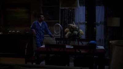 (rattling) - Two and a Half Men