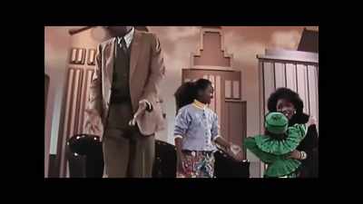 - [Raven] Good.
- [Oprah laughs] - Child Star