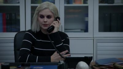 Ravi, why aren't you picking up? - iZombie