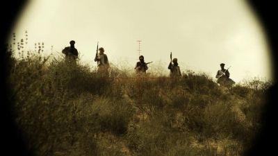 RAY: Bravo 1, we got
five more enemy approaching - SEAL Team