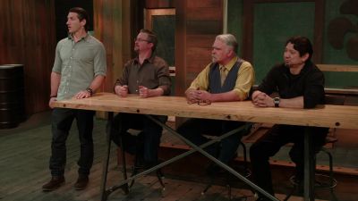 Ray is really moving
on that handle. - Forged in Fire