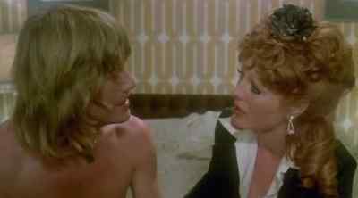 Ray, would you please
sit down and listen to me? - Queen Kong