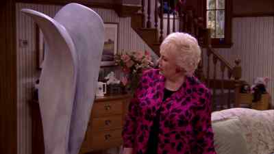 - Raymond, do you see
what they see? - Everybody Loves Raymond