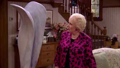 Raymond, do you see
what they see? - Everybody Loves Raymond