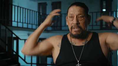 Reaching for this knife,
coughing up blood, - Inmate #1: The Rise of Danny Trejo