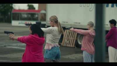 Ready, aim, fire! - Y: The Last Man