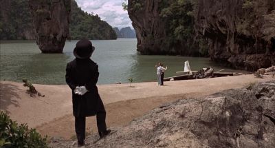 Ready Are you ready Monsieur Bond - The Man with the Golden Gun