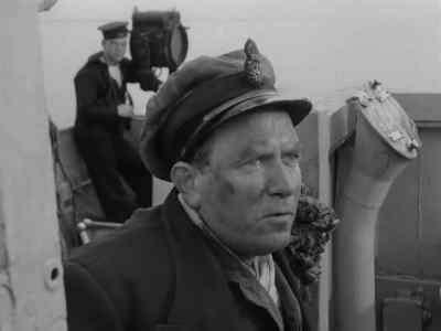 - Ready to move, sir.
- Well done, Chief. - The Cruel Sea