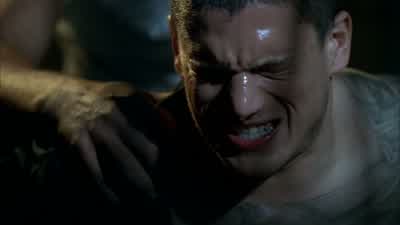 Ready? One, two... - Prison Break