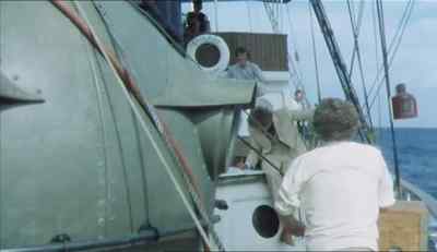 Ready, Sandy?
- Okay, Mr. Collinson. - Warlords of Atlantis