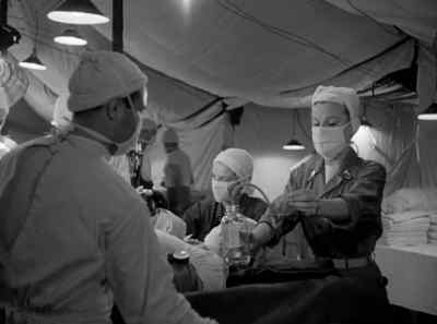 Ready for transfusion, sir. - Battle Circus