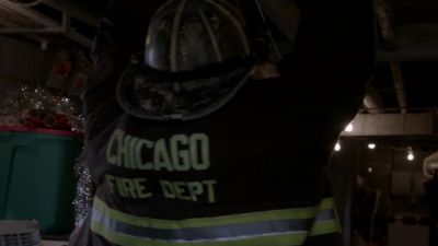 - Ready?
- Yeah. - Chicago Fire