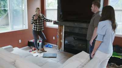 Really, it doesn't seem like
you ever moved into the space. - Help! I Wrecked My House