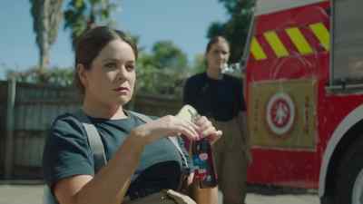 Really get into those mud guards
there, Sean. - The Brokenwood Mysteries