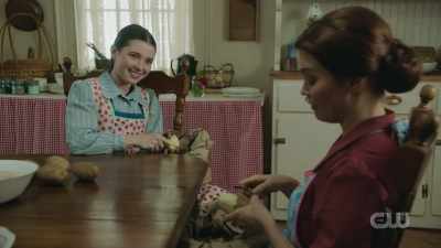- Really?
- [laughs] Sure enough. - The Waltons' Homecoming