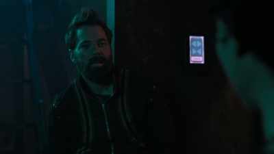 -Really?
-Who knows? [laughs] - Vagrant Queen