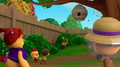 Rebeecca is back
to do her dance - The Chicken Squad