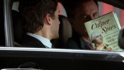 Recognize someone? - White Collar