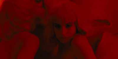 (record crackling, popping) - Jett