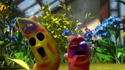 [Red and Yellow screaming] - Larva Family