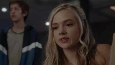 REED:
Come on, guys, let's bowl. - The Gifted