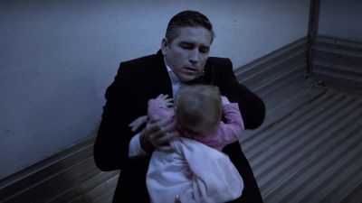 REESE:
Come here. Come on, baby. - Person of Interest