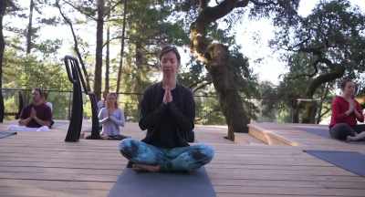 [reflective music] - The Mindfulness Movement