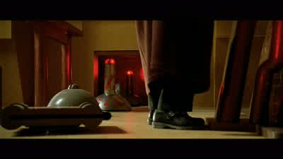 Regardez ces petites choses qui s'affairent! - The Fifth Element