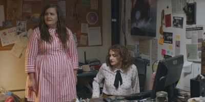 REGGIE: Ooh!
BEAU: Ooh! - Shrill