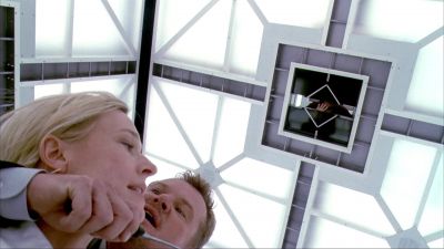 Relax This is just for show Pretend that you're scared - Cube²: Hypercube