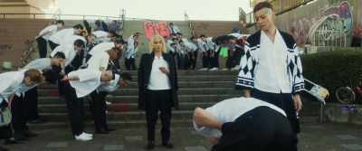 Remember this angle when you bow to the boss - Tokyo Revengers