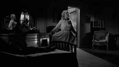 Remember when Daddy and I
used to rehearse at the beach? - What Ever Happened to Baby Jane?
