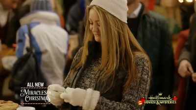 Remember to place your bid
in the box in front of each pie. - Christmas On My Mind