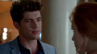 Remember R for rescue? - Famous in Love