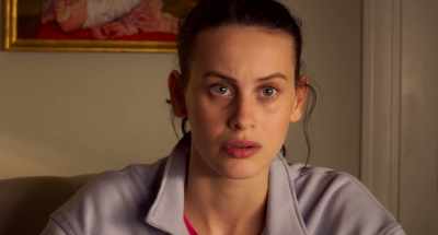 - Remind him I'm still underage.
- Don't worry about money, it's not a problem. - Parallel Mothers