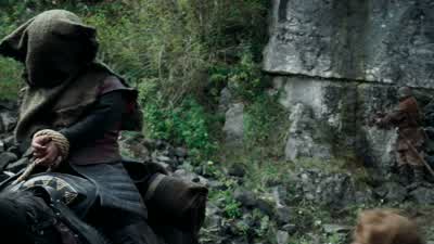 Remove his hood. - Game of Thrones