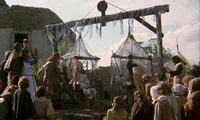 Remove the supports! - Monty Python and the Holy Grail