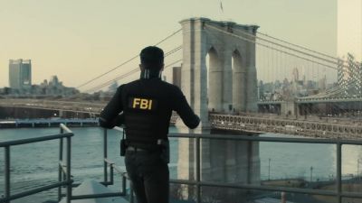 - Remy, there's a
ladder over here. - FBI