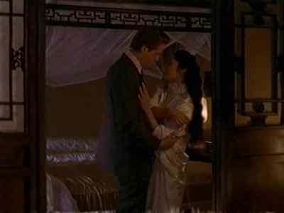 René, please let me keep my clothes on. - M  Butterfly