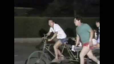 [reporter 5]
The bicycle rickshaw - The Exiles