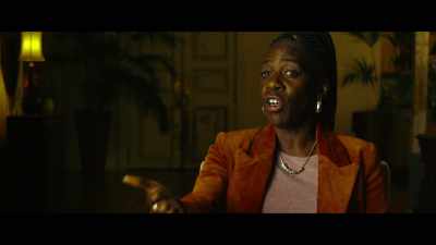 [reporter] Five suspects
are still at large - Dear Mama